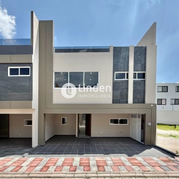 CASA EN VENTA EN RESIDENCIAL ARBORETO, BLVD. FORJADORES, SAN PEDRO CHOLULA, PUEBLA.