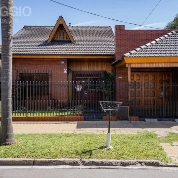 Casa Venta Villa Luzuriaga
