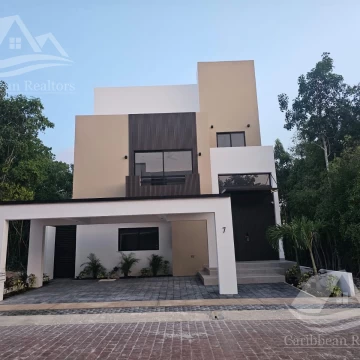 Casa en Venta en Via Cumbres