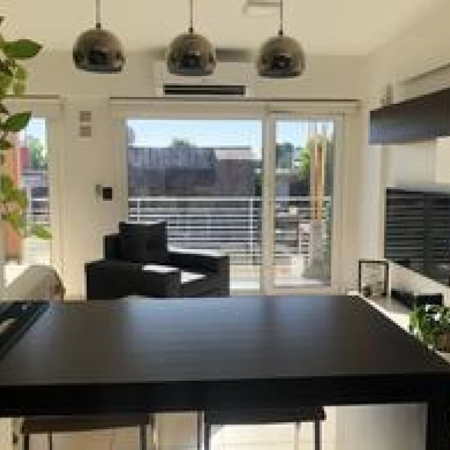 VENTA DEPARTAMENTO CON BALCON Y PUERTA PENTAGONO EN LINIERS
