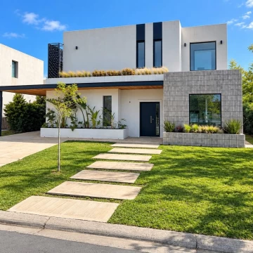 Venta Casa a ESTRENAR lote interno 3 dormitorios Barrio Cerrado Carpinchos Nordelta 