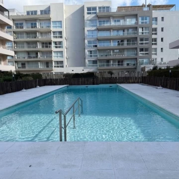 Departamento en venta y en alquiler anual. Dos dormitorios. Antares. Nordelta