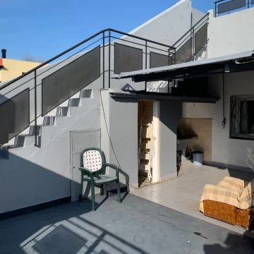 Venta Ph mas Local Comercial Olivos