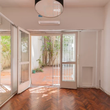 VENTA DEPARTAMENTO 3 AMBIENTES + PATIO. PALERMO CHICO