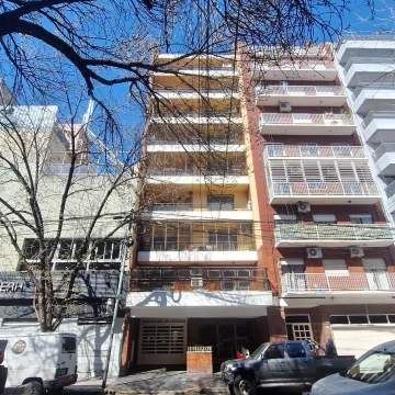 ALQUILER DEPARTAMENTO 3 AMBIENTES AL FRENTE SEMIAMOBLADO CON BALCON ATERRAZADO BARRIO ALMAGRO