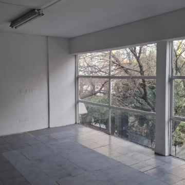 Local Comercial en Venta con Oficinas en Balvanera - CABA