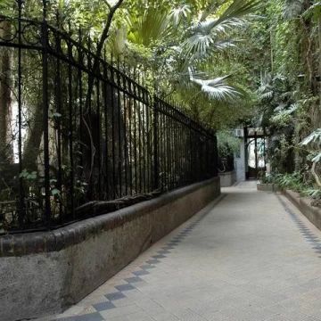 Excelente 4 ambientes  tipo casa en venta - Retiro