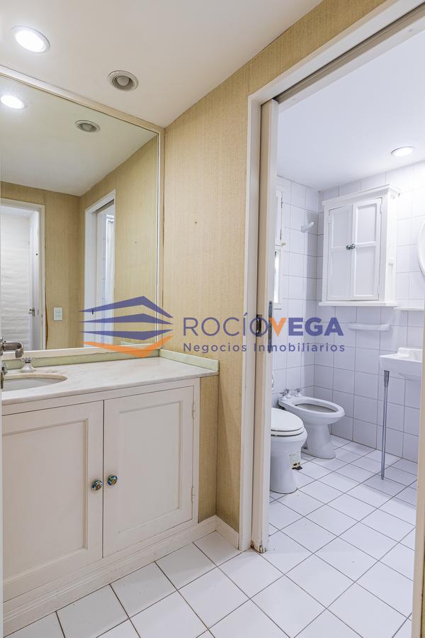 BAÑO COMPARTIMENTADO
