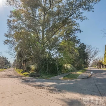 Venta Terrenos en espectacular esquina en Tortuguitas