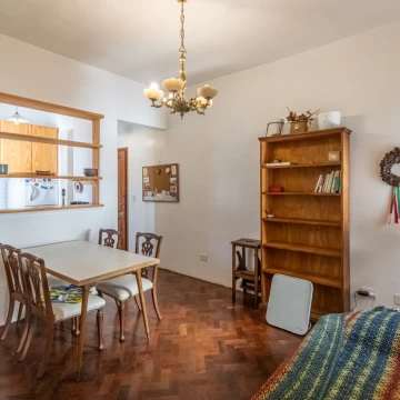 VENTA DE DEPARTAMENTO DE 2 AMBIENTES EN RECOLETA