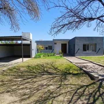 Country San Isidro - 3 Dorm./Cochera Cubierta/Quincho/Pileta - 1 PLANTA