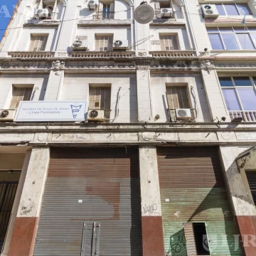 Local en venta Monserrat