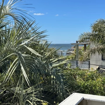 Apartamento en Las Golondrinas, José Ignacio – a 2 cuadras de Playa Brava