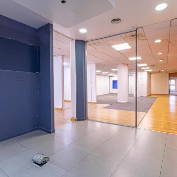 Oficinas en Venta en San Nicolás. Edificio en Block. Chalet "Muebles Díaz"