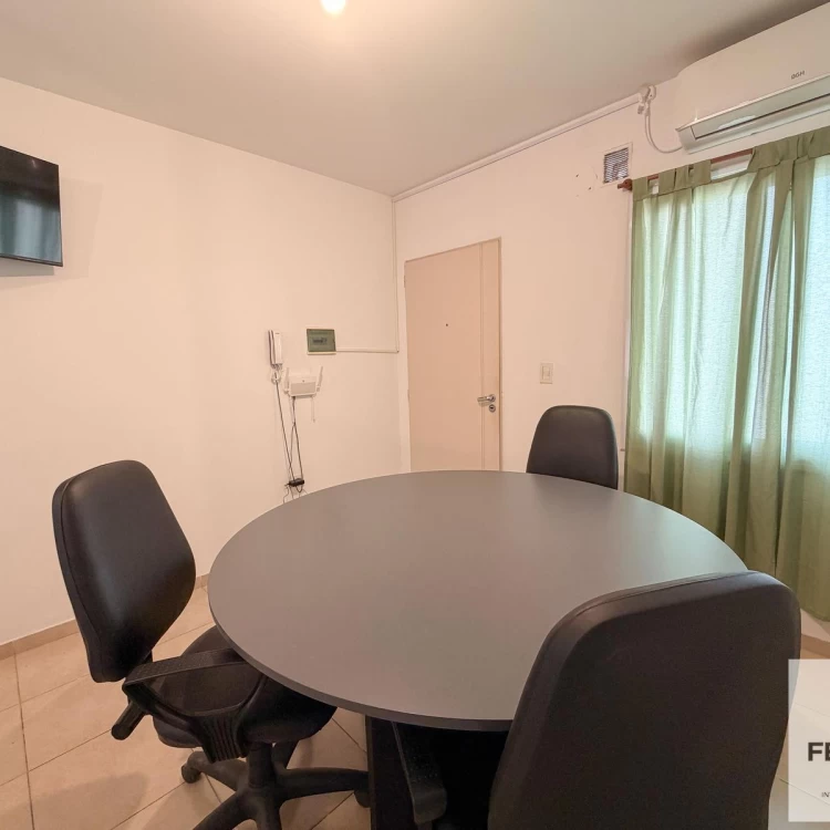 En Venta Departamento 2 dormitorios. Deheza 940. B° Pueyrrdon