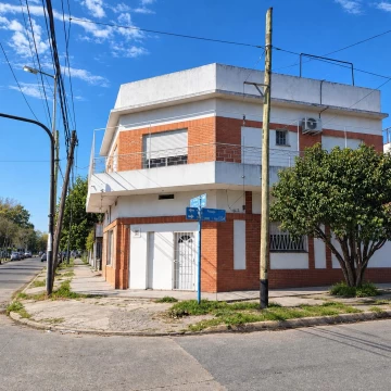 Local en venta en Villa Ballester