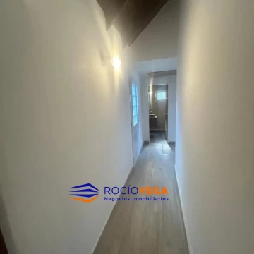 1790105066.jpg