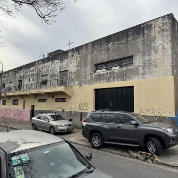 Edificio Comercial en Florida Oeste