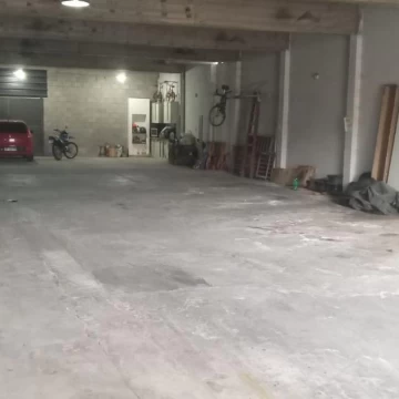 Galpón en Venta + Dúplex + 2 Deptos - Lanús Oeste