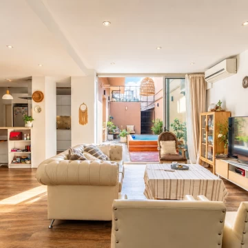 Venta. PH 6 ambientes. Terraza. Pileta. Apto Profesional. Parque Chacabuco.