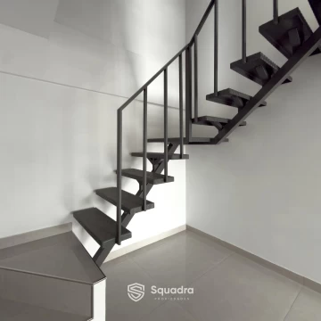 1790111547.jpg
