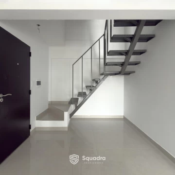1790111547.jpg