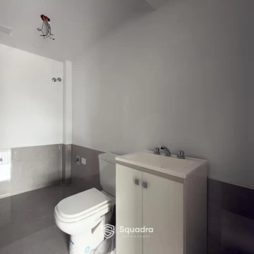 1790111548.jpg