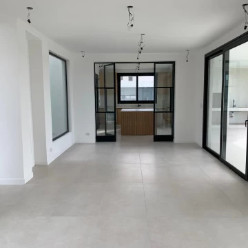 Casa en venta en Santa Ana, Villanueva con 5 dormitorios a la laguna