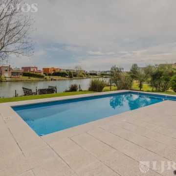 Casa al agua con hermosa vista en Canton Norte  - PG