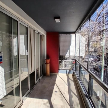 Alquiler Departamento 2 ambientes con patio, a metros de Cabildo.Nuñez