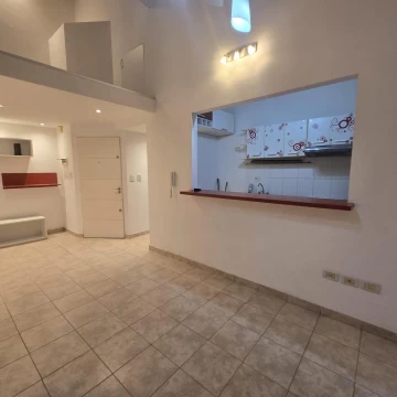 Departamento 2 AMBIENTES- caseros - centro-