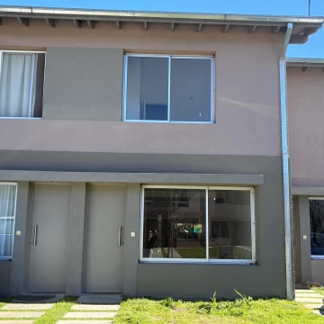 Casa en venta 3 ambientes a estrenar