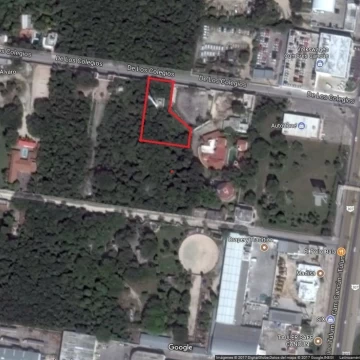 TERRENO COMERCIAL VENTA USO MIXTO, AVENIDA COLEGIOS CANCUN