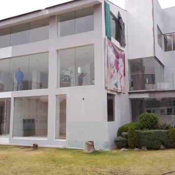 Casa Residencial venta 3 niveles en Santa Fe, México. Ideal para oficinas.
