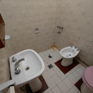 1790172745.jpg