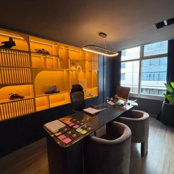 Excelente oficina en alquiler - 120 m2 - 1 cocheras - Amoblada (Opcional) - Puerto Madero
