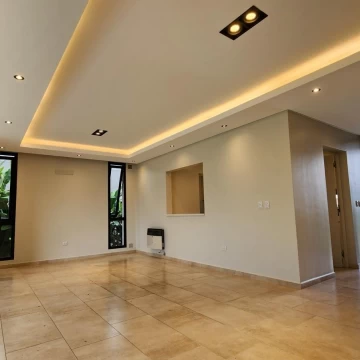 CASA DE UNA PLANTA BARRIO PRIVADO ALTO VERDE 3 