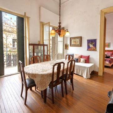 VENTA PH 5 AMBIENTES   ALTILLO - PRIMER PISO POR ESCALERA - BALCÓN - Barracas