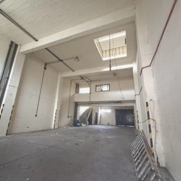 Depósito en alquiler Barracas 590 metros totales