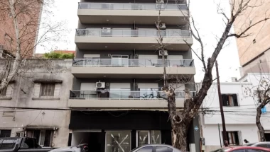 Local Comercial y Cocheras en Venta, Vera Mujica 800, Rosario 