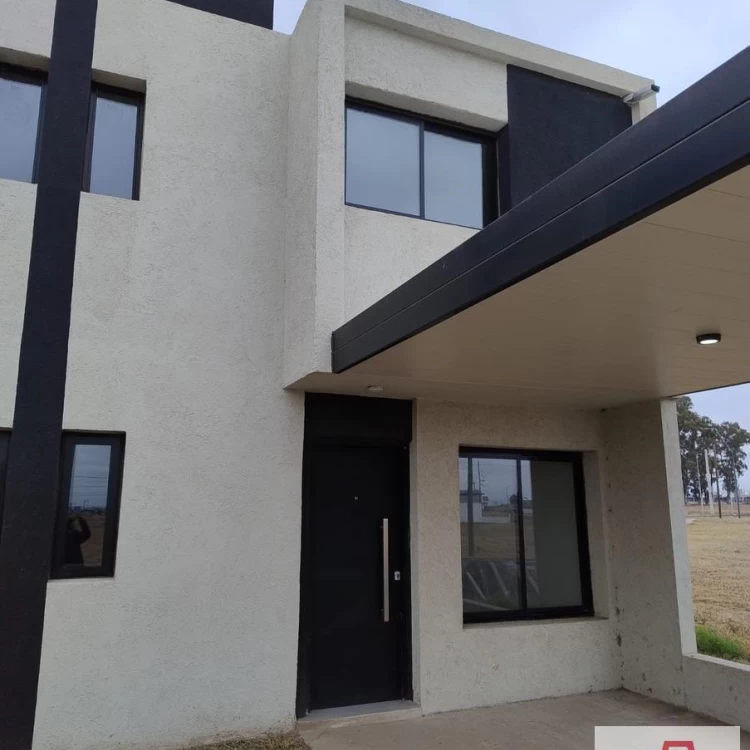 Duplex en Venta en Cuestas de Manantiales! A ESTRENAR! Calefaccion central + 2 dormitorios
