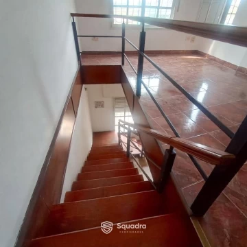 1790197962.jpg