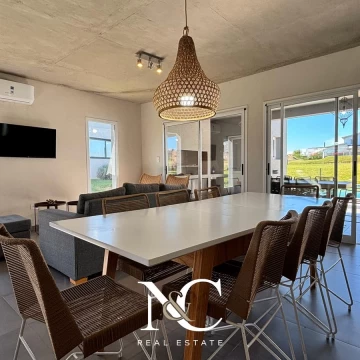 Casa en venta de 5 ambientes en Senderos IV Costa esmeralda