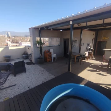 Departamento en Venta - Calle Ypoilito Irigoyen - Bombal