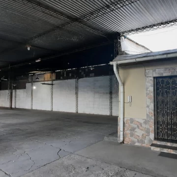 Galpón   casa mixta  cuarta seccion oeste