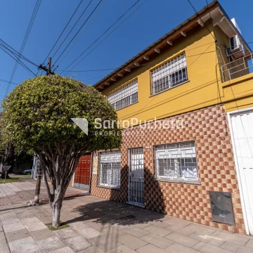 Venta PH 4 ambientes con patio en Haedo Sur