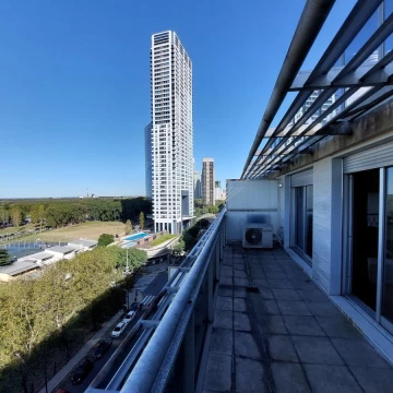 1790263630.jpg