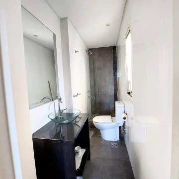 1790263664.jpg