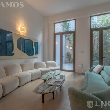 VENTA EN RECOLETA EXCLUSIVO LOFT CON PATIO A ESTRENAR - SEG 24 HS