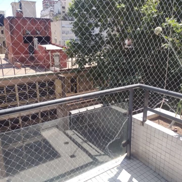        VENTA DE 3 AMBIENTES CON DEPENDENCIA EN RECOLETA